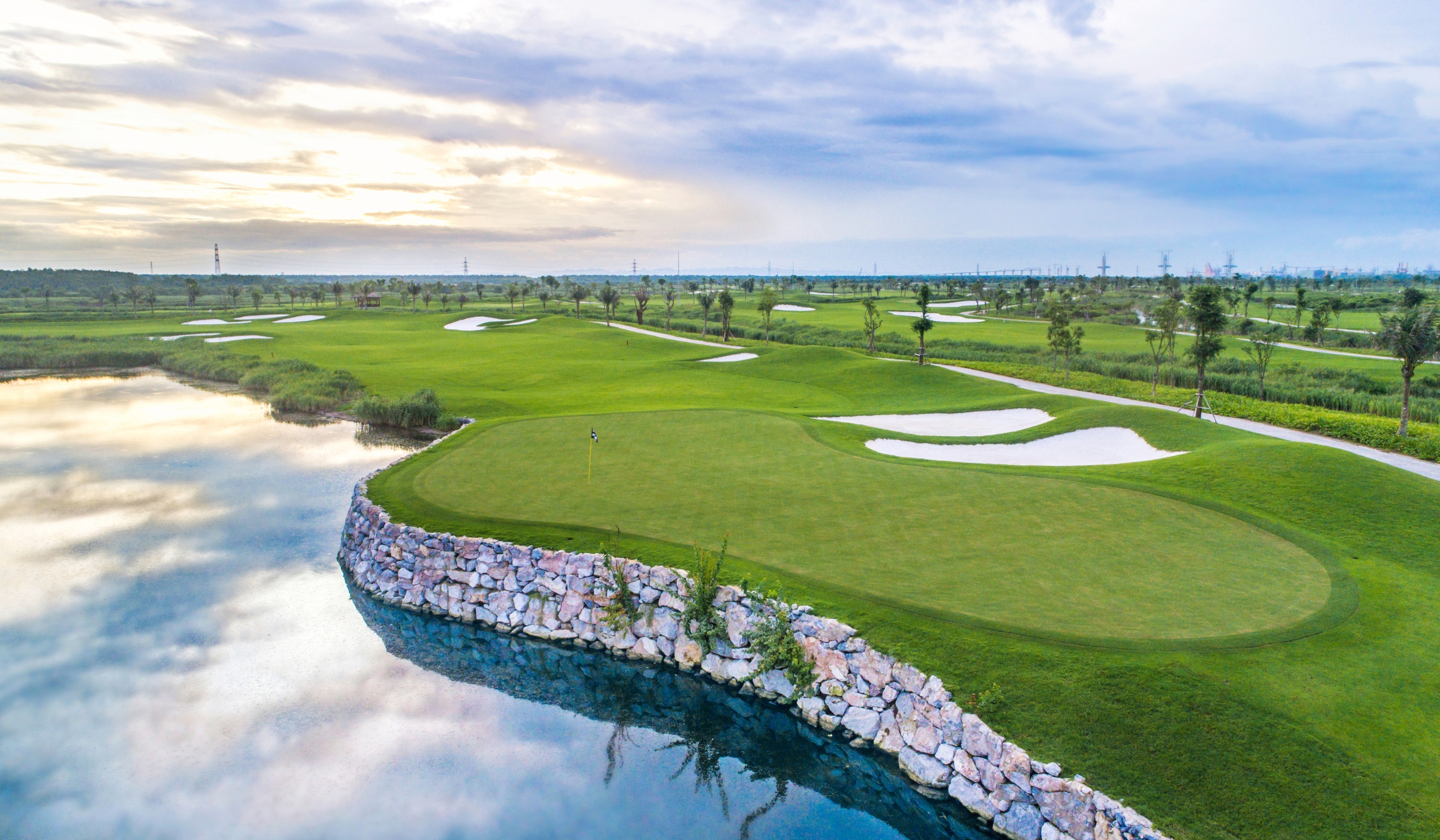 Vinpearl Golf Hải Phòng - Nicegolf